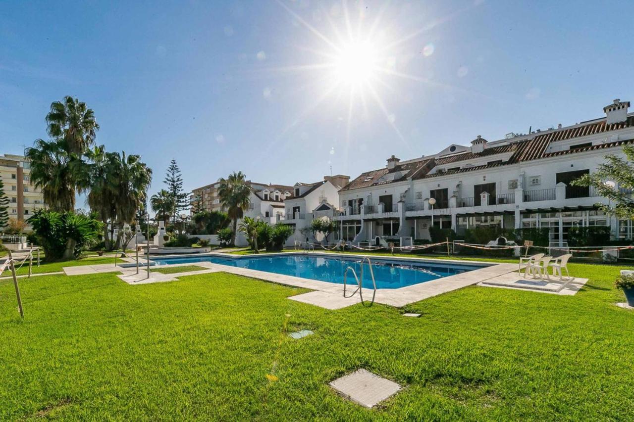 Sur Suites Castillo Fuengirola Dış mekan fotoğraf