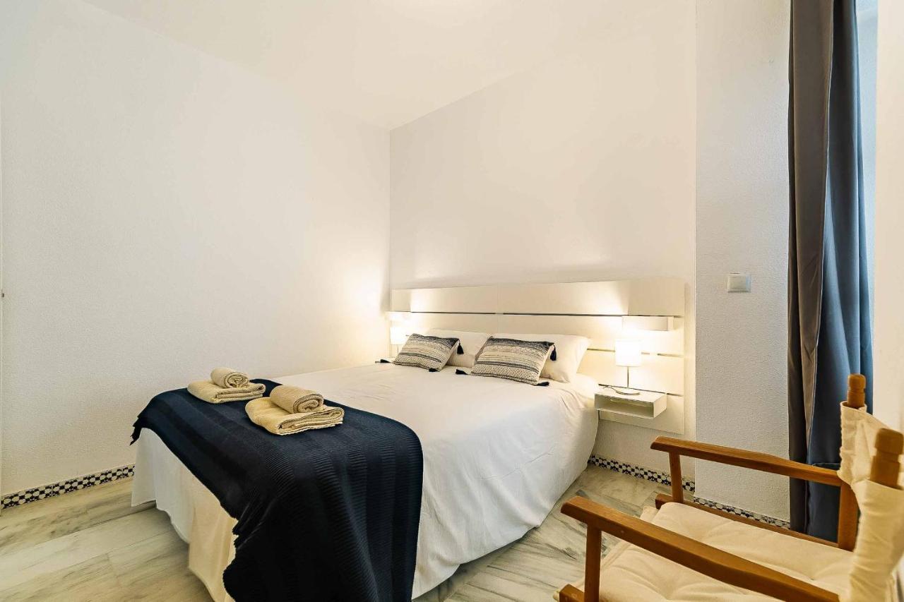 Sur Suites Castillo Fuengirola Dış mekan fotoğraf