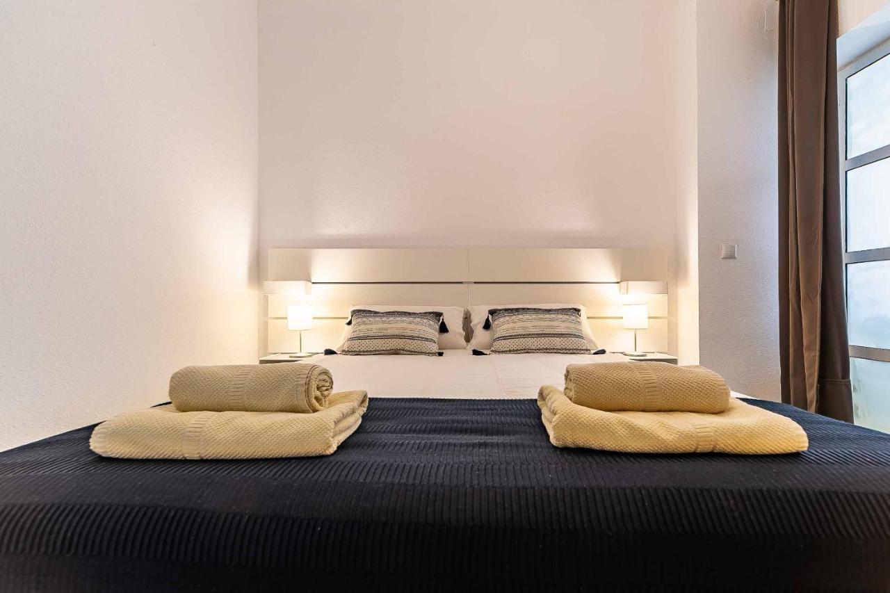 Sur Suites Castillo Fuengirola Dış mekan fotoğraf